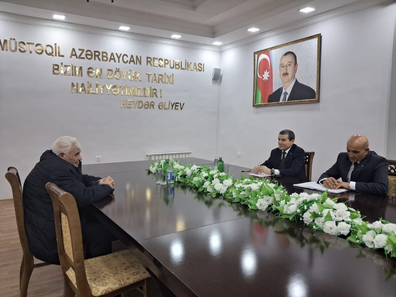 Millət vəkili vətəndaşlarla növbəti görüşünü keçirdi - FOTOLAR